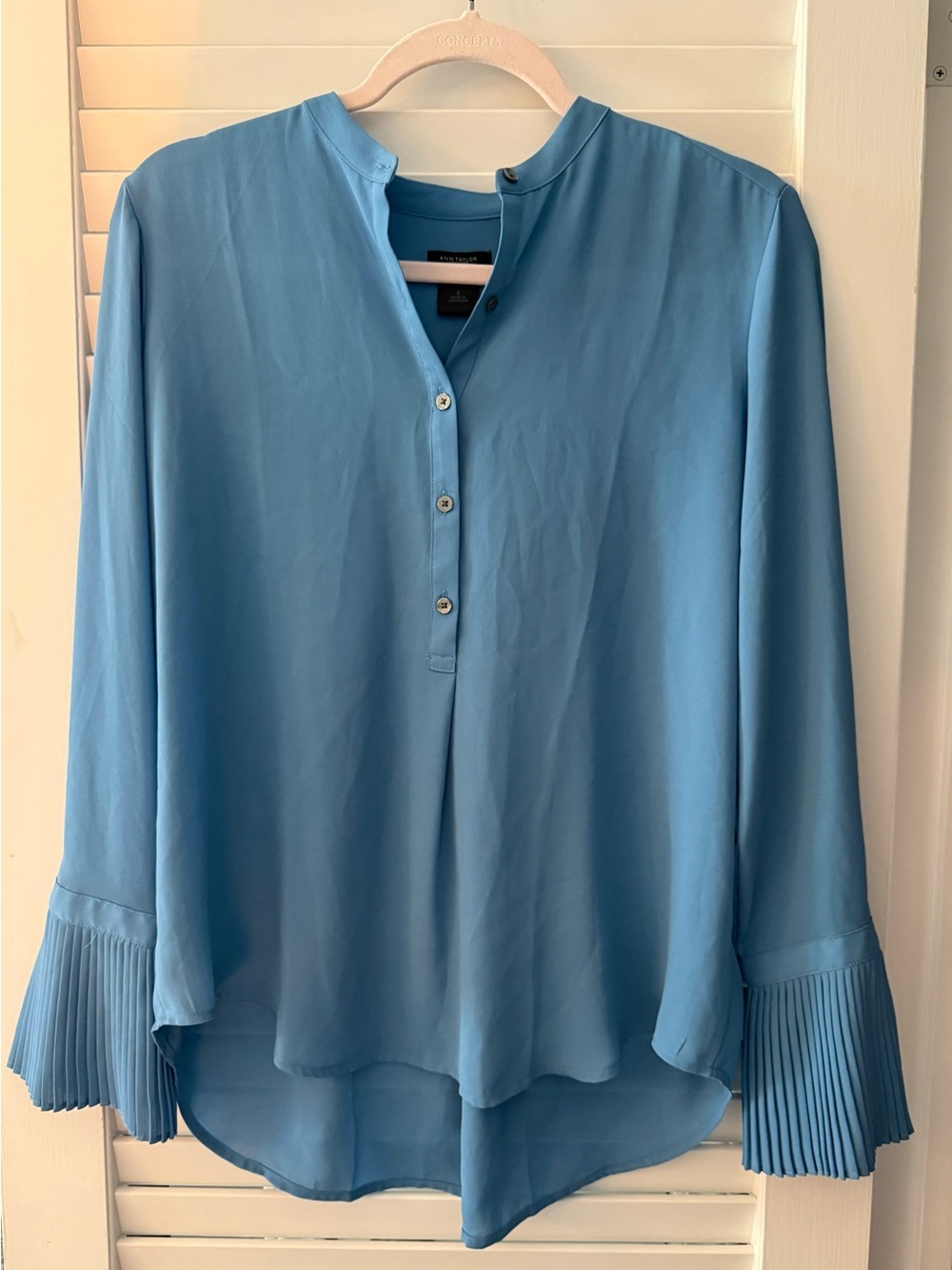 Ann Taylor Oversized Pleated Cuff Dusty Blue Blouse Size Small